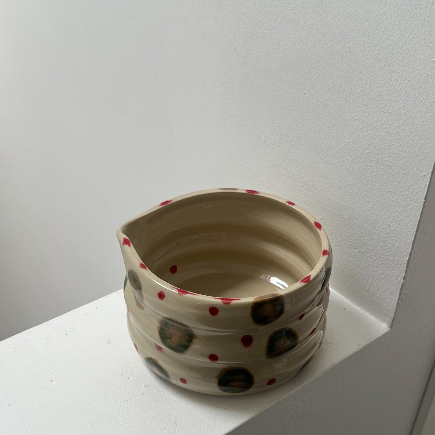 Whisk bowl - polka dot red/green