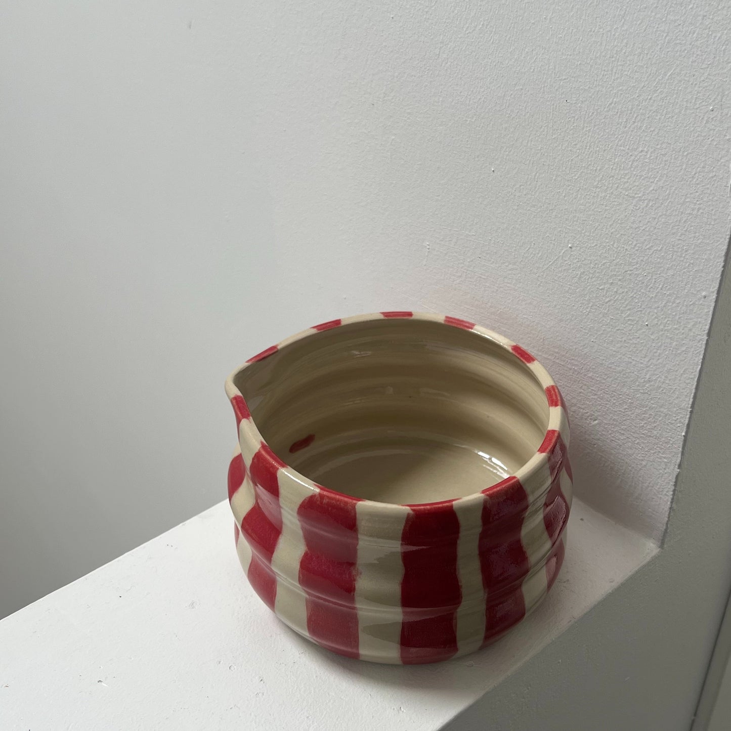Whisk bowl - Stripie red