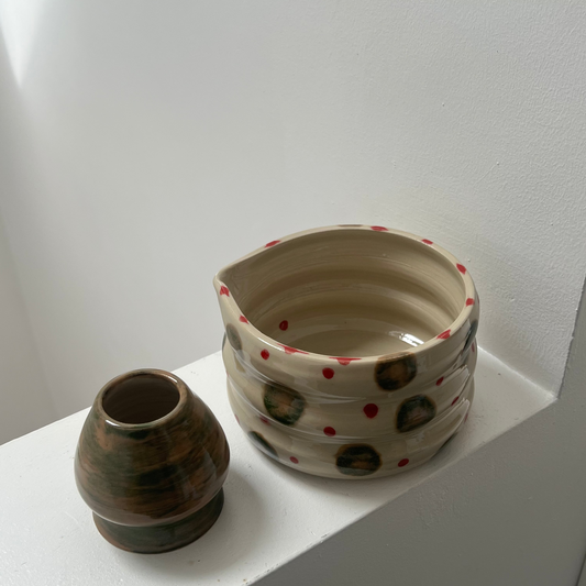 Whisk bowl - polka dot red/green
